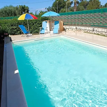 Castellaccio Con Piscina